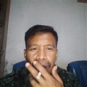 Thám t